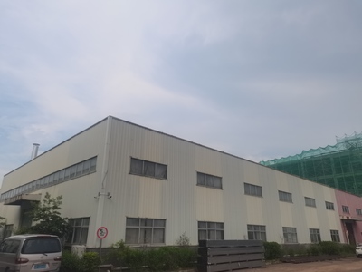 「龙华镇厂房出租」龙门现成家具厂送300万现成设备